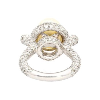 Bague en or blanc 18k avec perle blanche South Sea de 12.3MM et diamants pavés taille ronde – Assay Jewelers