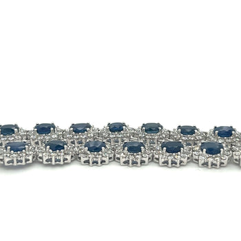 Collier ras-de-cou en or blanc 18K avec saphir bleu taille ovale de 36 carats et diamants – Assay Jewelers