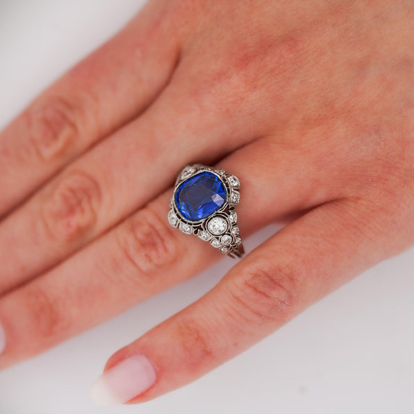 4.02 Carat No Heat Ceylon Sapphire In Platinum Art Deco Ring