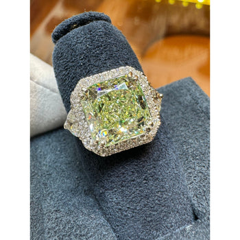 4.26 Carat Radiant Cut Fancy Yellowish Green SI1 Clarity Diamond Ring – Assay Jewelers