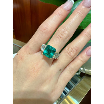 4.26 Carat Vivid Green Colombian Muzo Mine Emerald & Emerald Cut Side Diamond Ring – Assay Jewelers