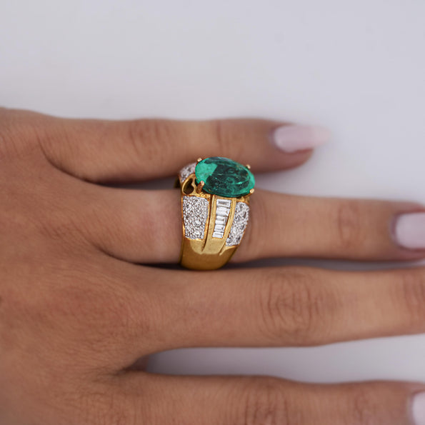 4.9 Carat Oval Colombian Emerald & Diamond 18K Gold Dome Ring