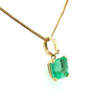 8 Carat Colombian Emerald Solitaire Pendant Necklace in 14k Gold – Assay Jewelers