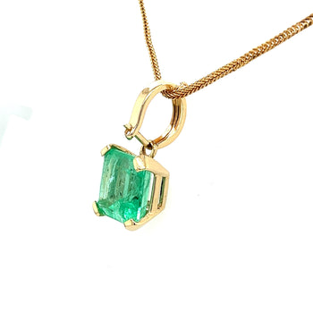 8 Carat Colombian Emerald Solitaire Pendant Necklace in 14k Gold – Assay Jewelers
