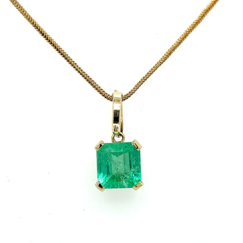 8 Carat Colombian Emerald Solitaire Pendant Necklace in 14k Gold – Assay Jewelers