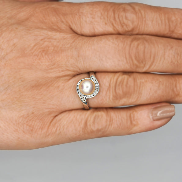 8.5mm White Pearl and Round Diamond Bypass Platinum Ring