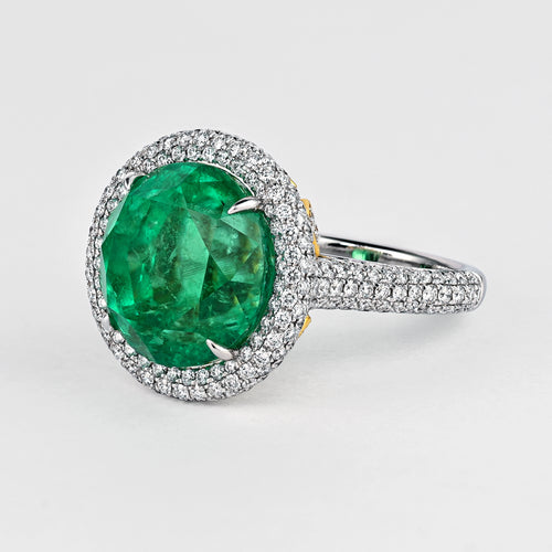 AGL Certified 15 Carat Round Cut Colombian Emerald and Diamond Halo Ring