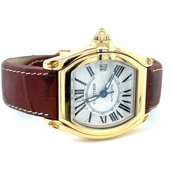 Montre Cartier Roadster réf. 2524 pour homme, grand modèle tonneau en or 18K, avec bracelet cuir, boîte et papiers – Assay Jewelers