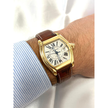 Cartier Roadster Réf. 2524 montre homme grand format en or 18K, bracelet cuir, boîte et papiers – Assay Jewelers