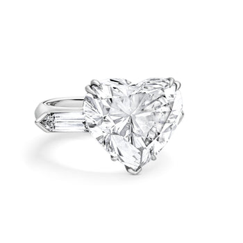 GIA認定18.95カラットのインターナリーフローレスType II-Aハートカットダイヤモンド三石Ring – Assay Jewelers