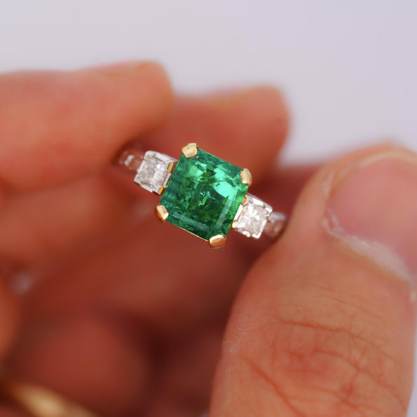 GIA Certified 3.38 Carat Colombian Emerald & Diamond Filigree Three Stone Ring