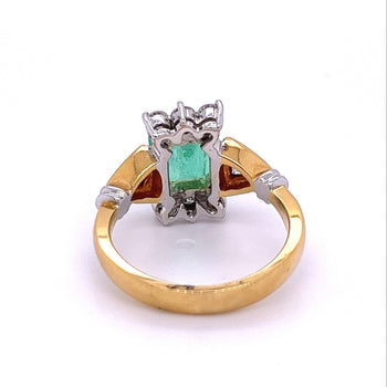 Vintage 2.77 carat Colombian Emerald and Trillion Cut Diamonds in 18k Gold Ring – Assay Jewelers