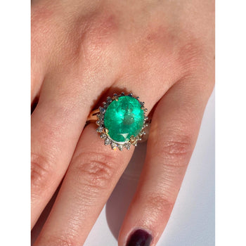 Vintage 6.88 carat Colombian Emerald in 14k yellow gold ring – Assay Jewelers